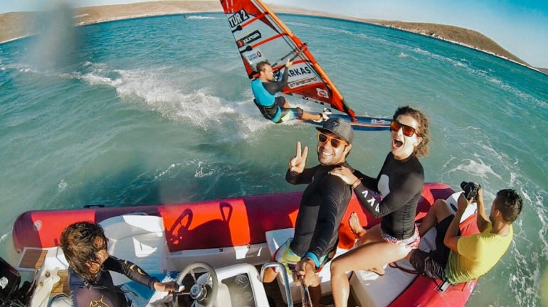 ALAÇATI’DA RÜZGAR SÖRFÜ, İZMİR