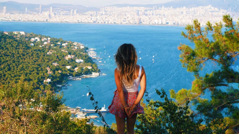 COMPLETE GUIDE TO THE BUYUKADA ISLAND, ISTANBUL