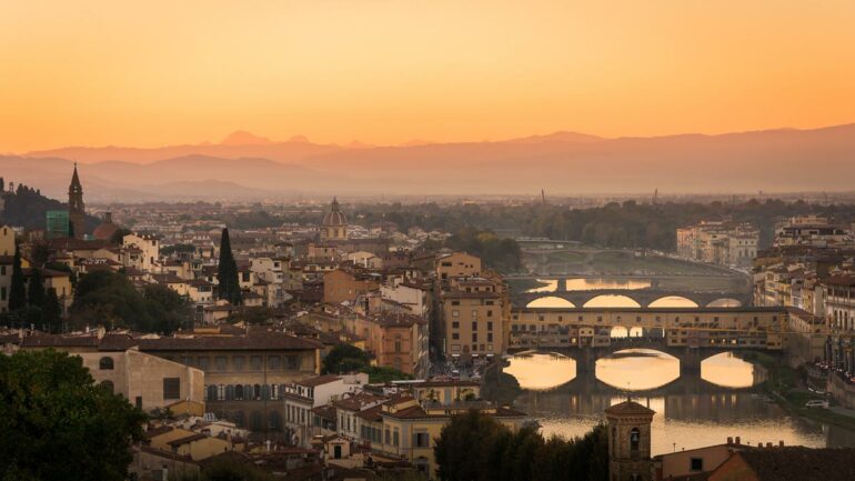 FLORANSA’DA GEZİLECEK YERLER