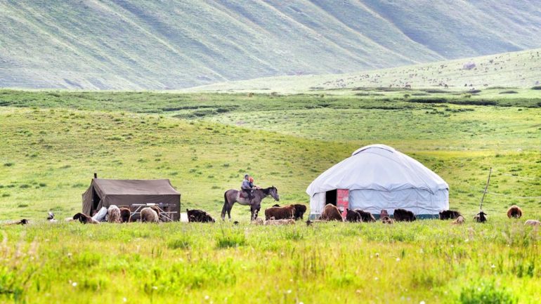 KIRGIZİSTAN GEZİLECEK YERLER