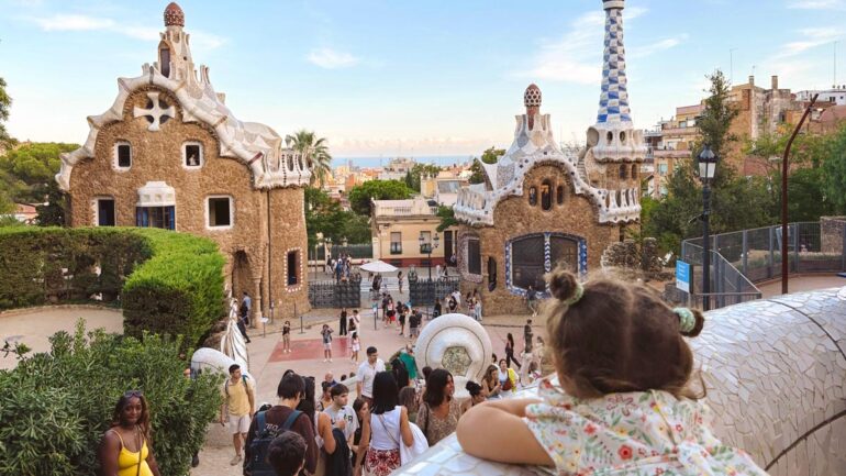 BARSELONA’DA GEZİLECEK YERLER
